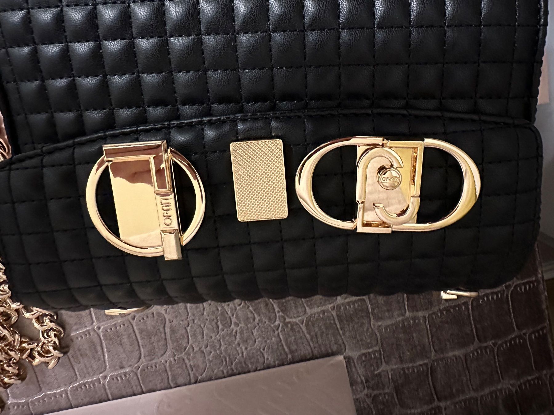 Liu Jo Borse da donna: Liu Jo Handtasche Neu 2022 Modell – Nuovo e nell'imballaggio originale da Frümsen venduto da Swissline90 8