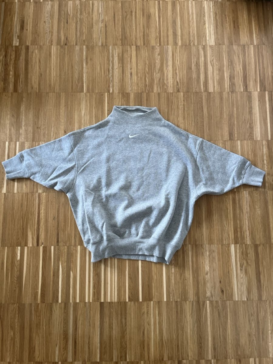 Nike Maglioni & Felpe: Nike Oversize-Sweatshirt – Usato da Zürich venduto da Valvolina13
