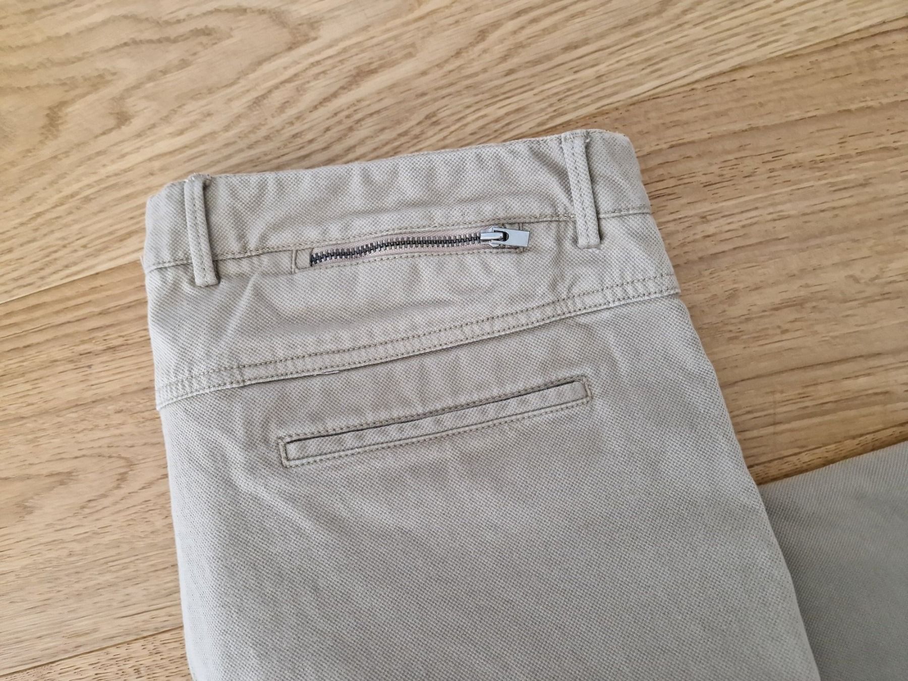 Massimo Dutti Pantaloni: Chino Hose Massimo Dutti Gr. 46 – Usato da Davos-Dorf venduto da Bpelikan 2