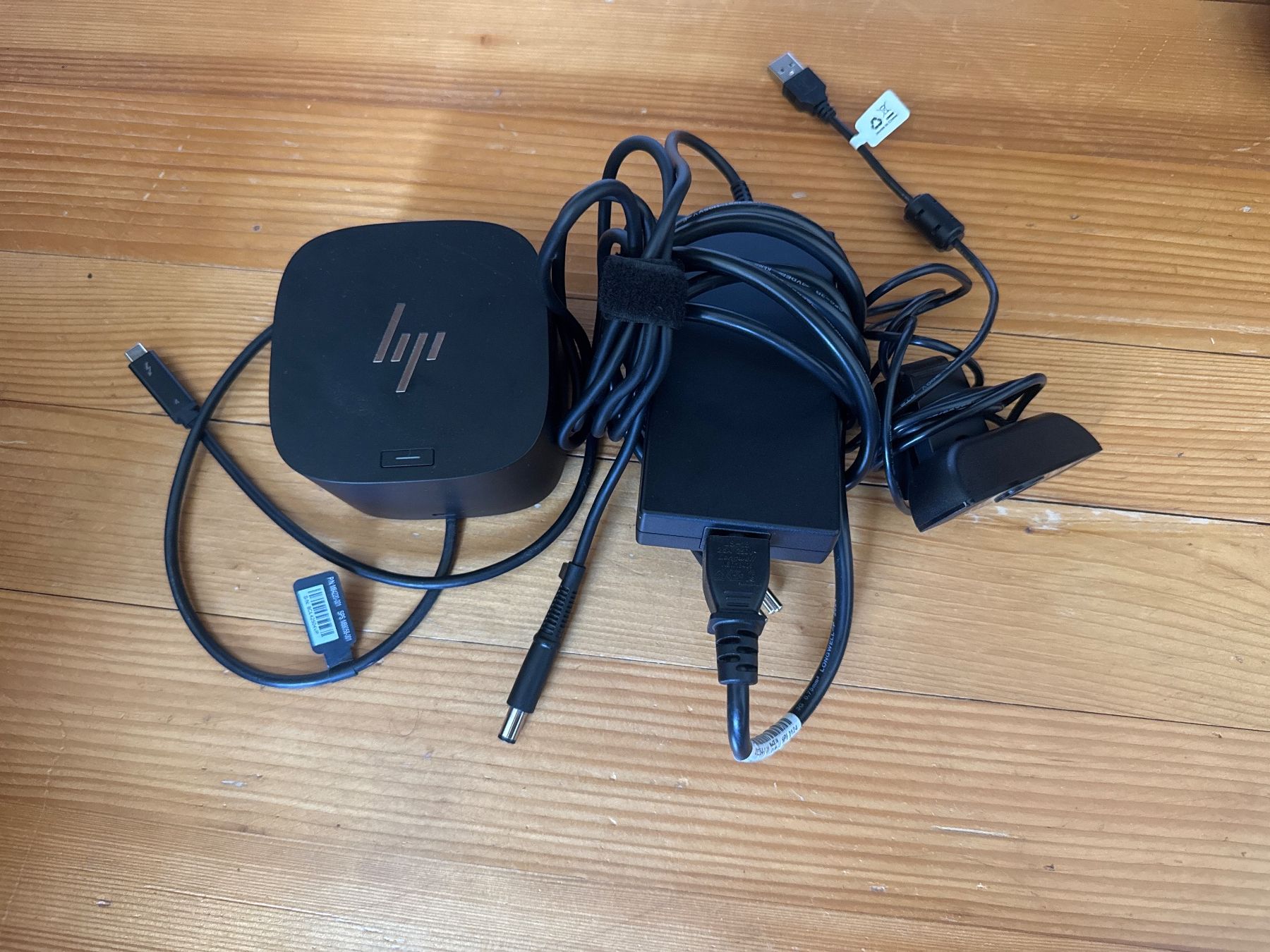 Hewlett Packard Docking station: HP Thunderbolt Dock G4, 120w – Usato da Windisch venduto da ChristianWieser