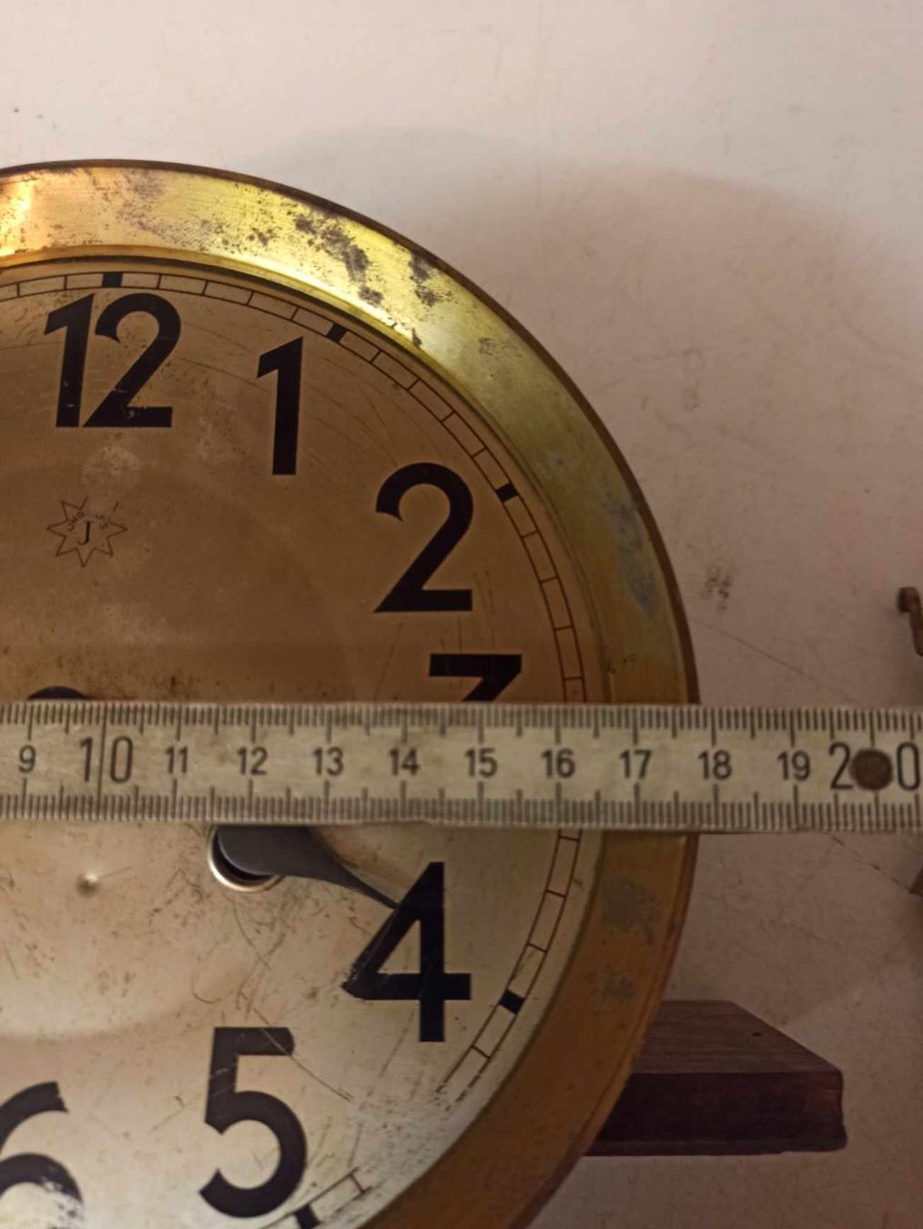 Junghans Orologi: Pièces pour horlogers / mouvements – Usato da La Chaux-de-Fonds venduto da Emmaus2300CDF 8
