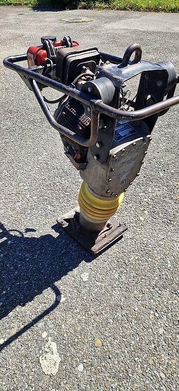 Rammax Tutte le macchine: Grabenstampfer RAMMAX DIESEL DS-68 – Usato da Romanshorn venduto da fag_gnd6 1