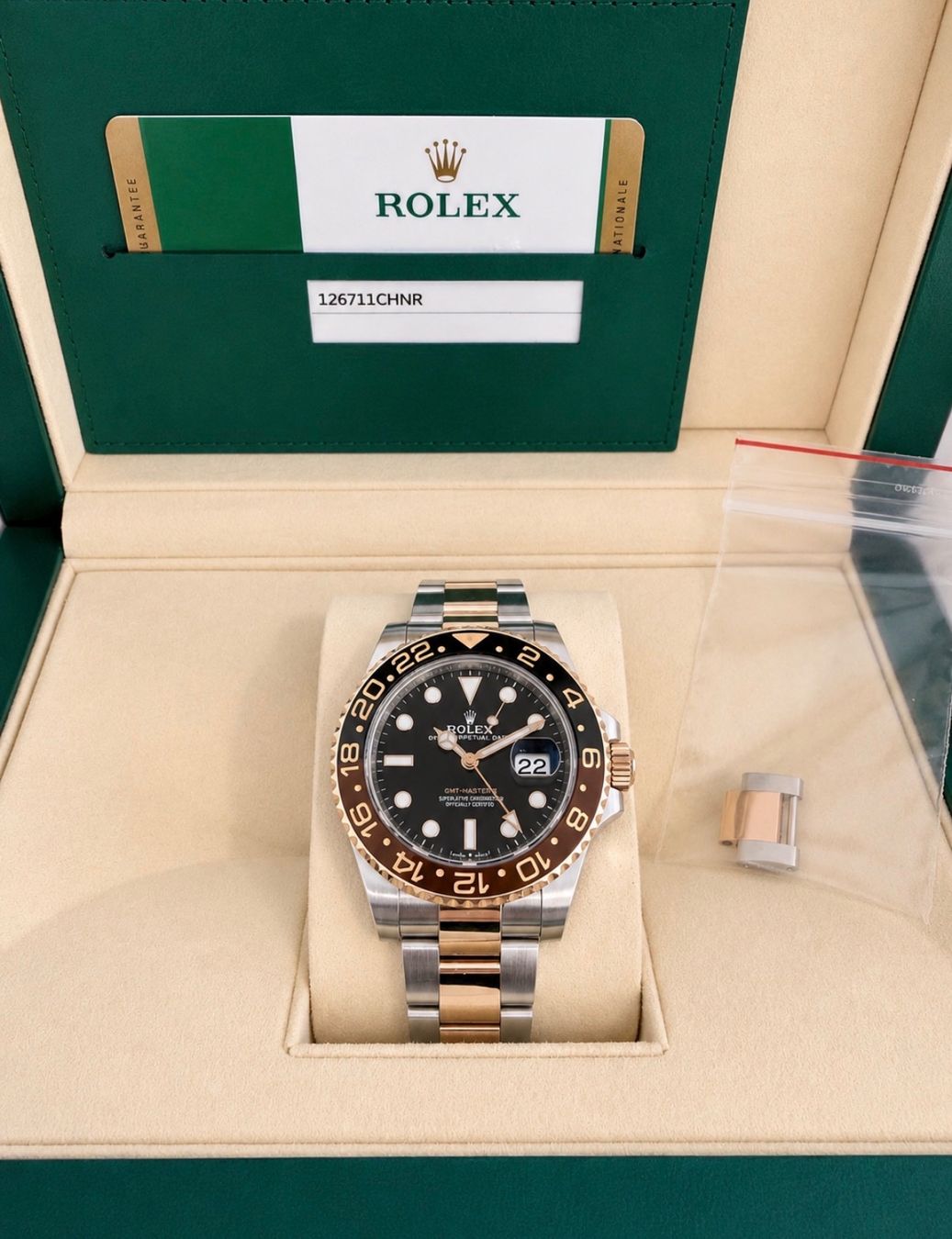 Rolex Uhren: Rolex GMT Master II Rotbeer 126711CHNR – Gebraucht aus Dietikon von labvit 1