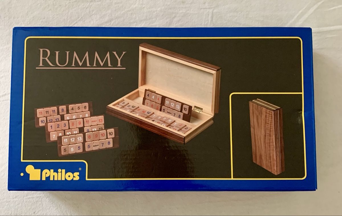 Spiele: RUMMY Spiel aus Holz – Neu und originalverpackt aus Zürich von benebiene