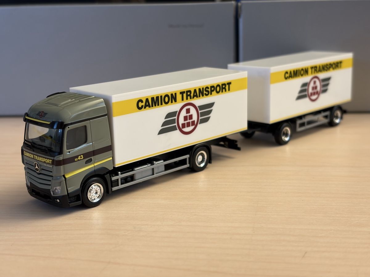 Herpa Modellini d'auto: MB Actros MP4 CTW KHZ – Nuovo (secondo la descrizione) da Felben-Wellhausen venduto da Mobil01