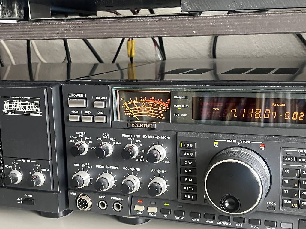 Radiocomunicazione: Yaesu Ft-1000D  – Usato da Volketswil venduto da capricedriver 3