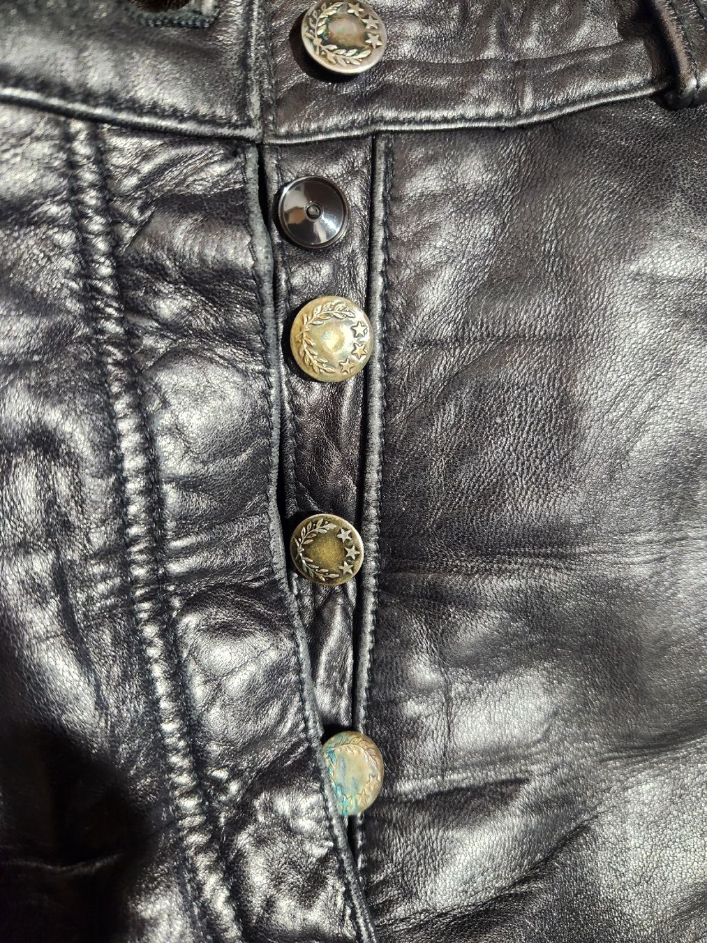 Hosen: Pantalon en cuir noir authentique, taille 36 – Gebraucht aus Niedergösgen von Eva2410 4