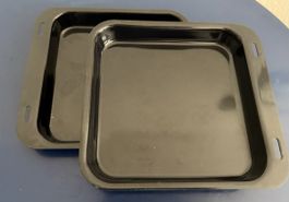 2 Backbleche, schwarz, neu