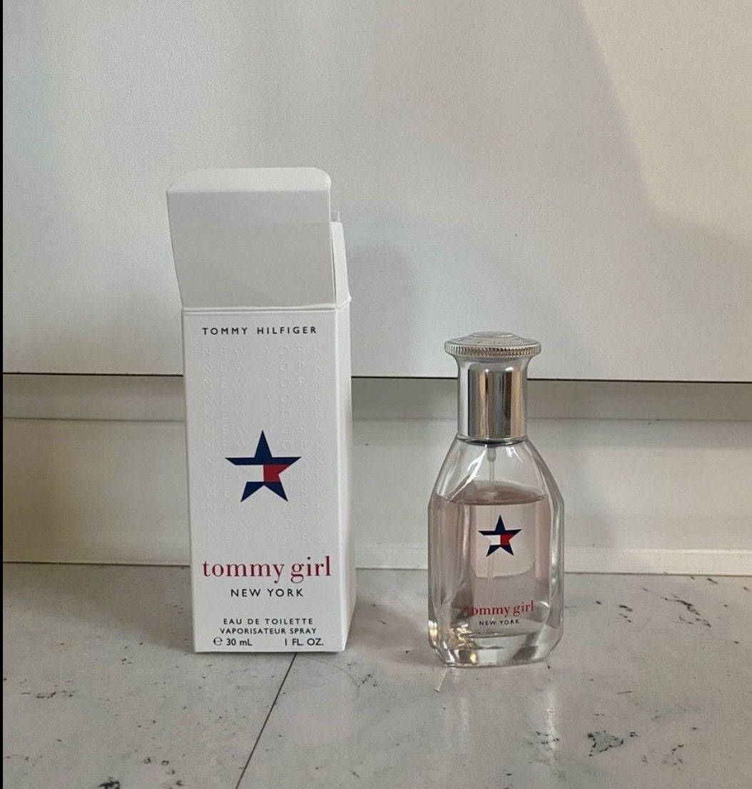 Tommy Hilfiger Profumi & Eau de Toilette: Tommy Girl, New York – Usato da Baden venduto da Tiffany6878 1