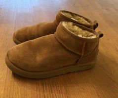 Ugg Boots (Stiefel) Grösse 36