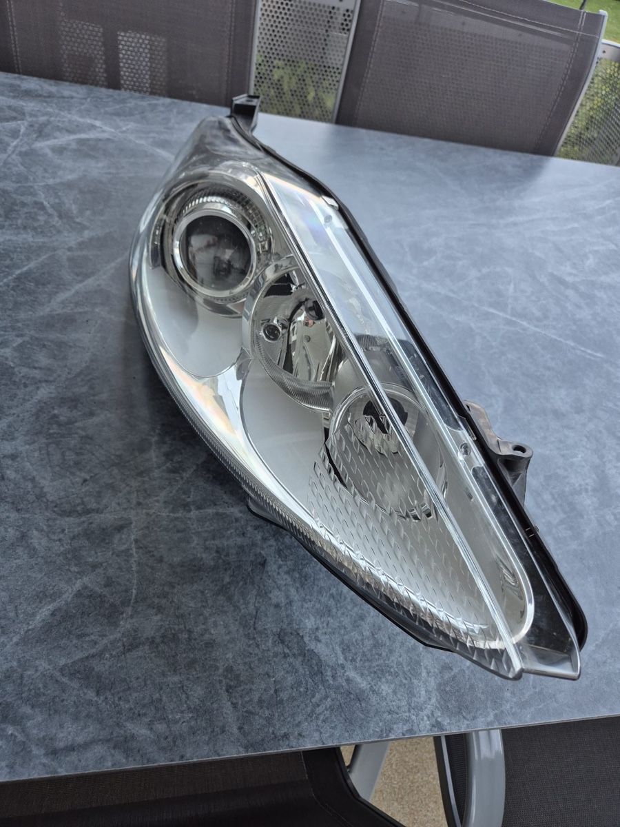 Ford Fari: Scheinwerfer Ford Fiesta – Usato da Oetwil am See venduto da sad_y5gf 1