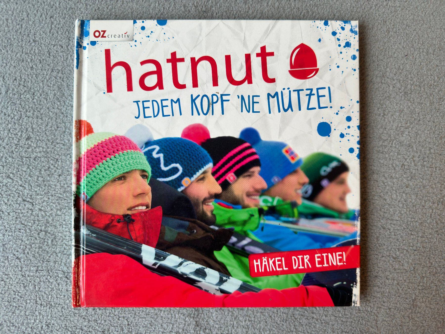 Libri: HÄKELbuch "hatnut" - Jedem Kopf 'ne Mütze! – Usato da Au ZH venduto da Wildernesspudding