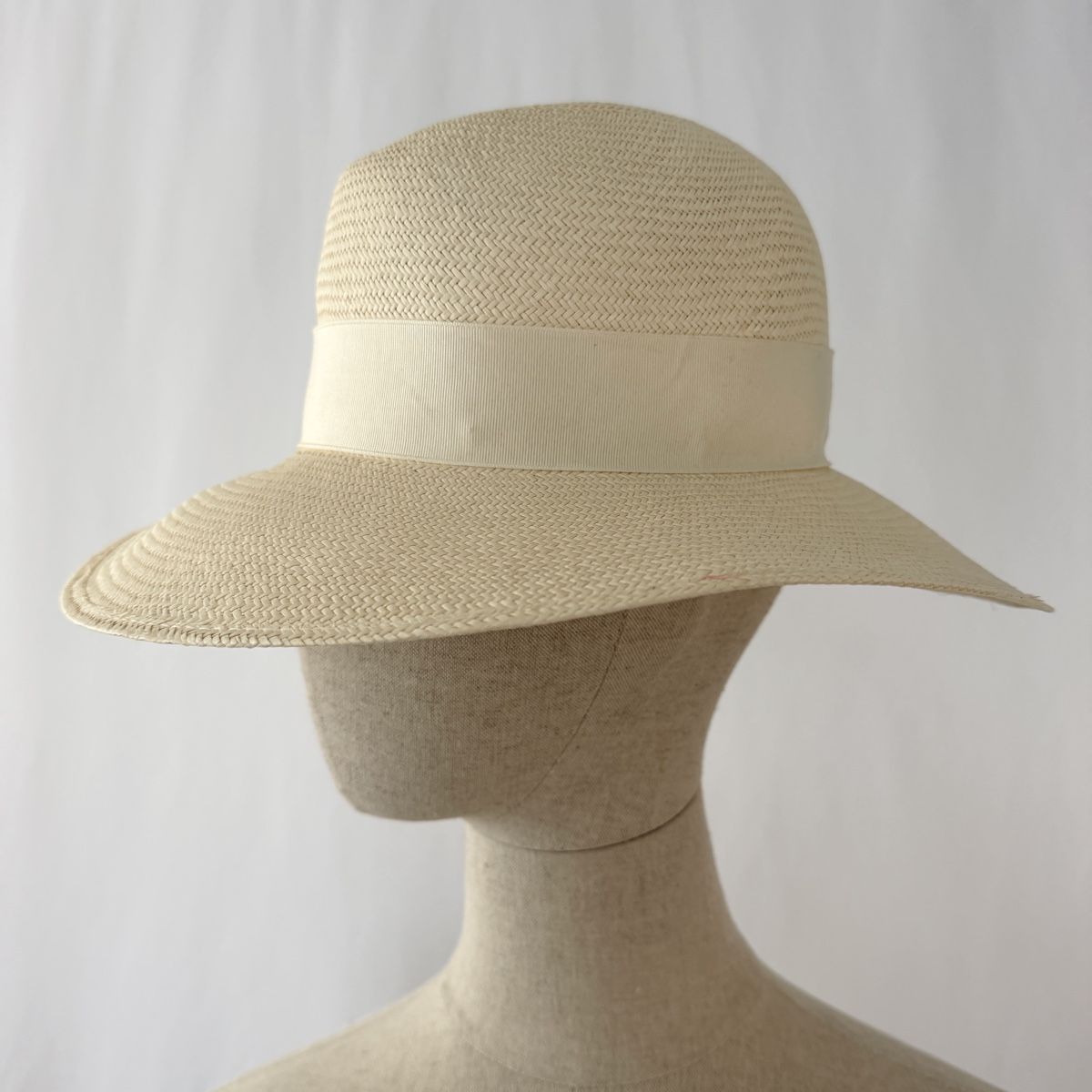 Borsalino Copricapi, berretti & cappellini: BORSALINO Straw Hat – Nuovo (secondo la descrizione) da Emmen venduto da Avviivva_Com2023 2