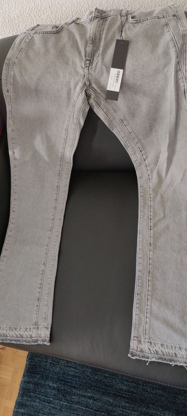 Jeans: Jeans LFDY grau – Usato da Riehen venduto da Jeronimo8 5