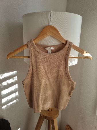 H&M Beige Crop Top