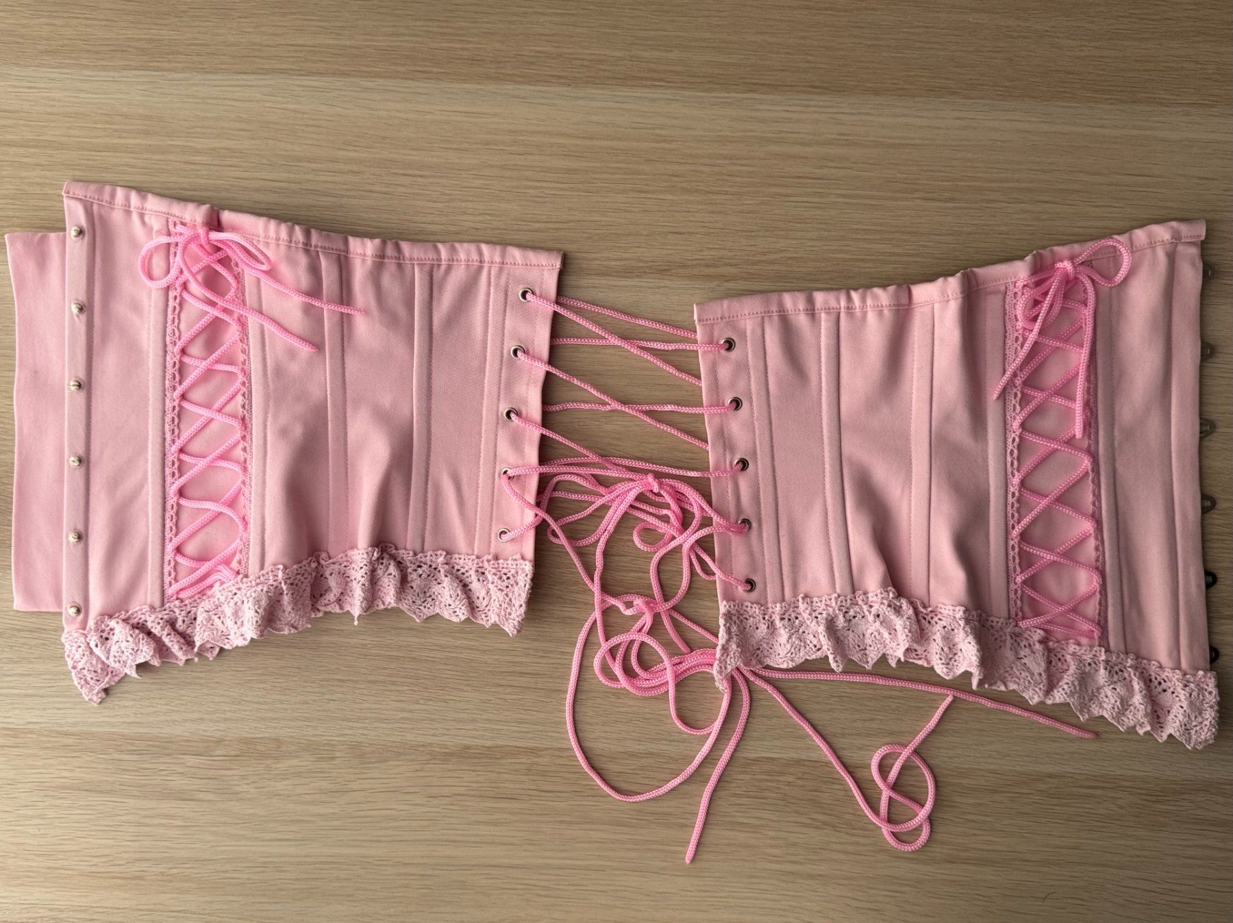 Tops: Corset rose - FanPlusFriend Garden – Gebraucht aus Genève von Reveur 9