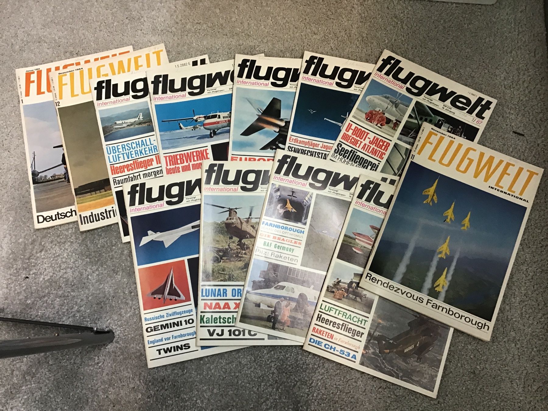 Riviste & Magazine: Flugwelt International, Sammlung von Heften, 12stk – Usato da Männedorf venduto da Spezial-Modelle