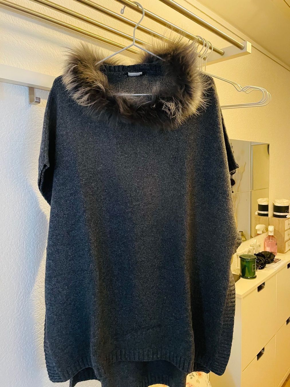 Sonstige Damenmode: Schöner Poncho One Size – Gebraucht aus Uetikon am See von Mici_Ki
