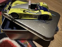 1:43 Spark Reynard Volkswagen Telefonica #33 Le Mans 2000