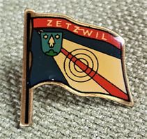 D704 - Pin Schützen Fahne Zetzwil Suisse