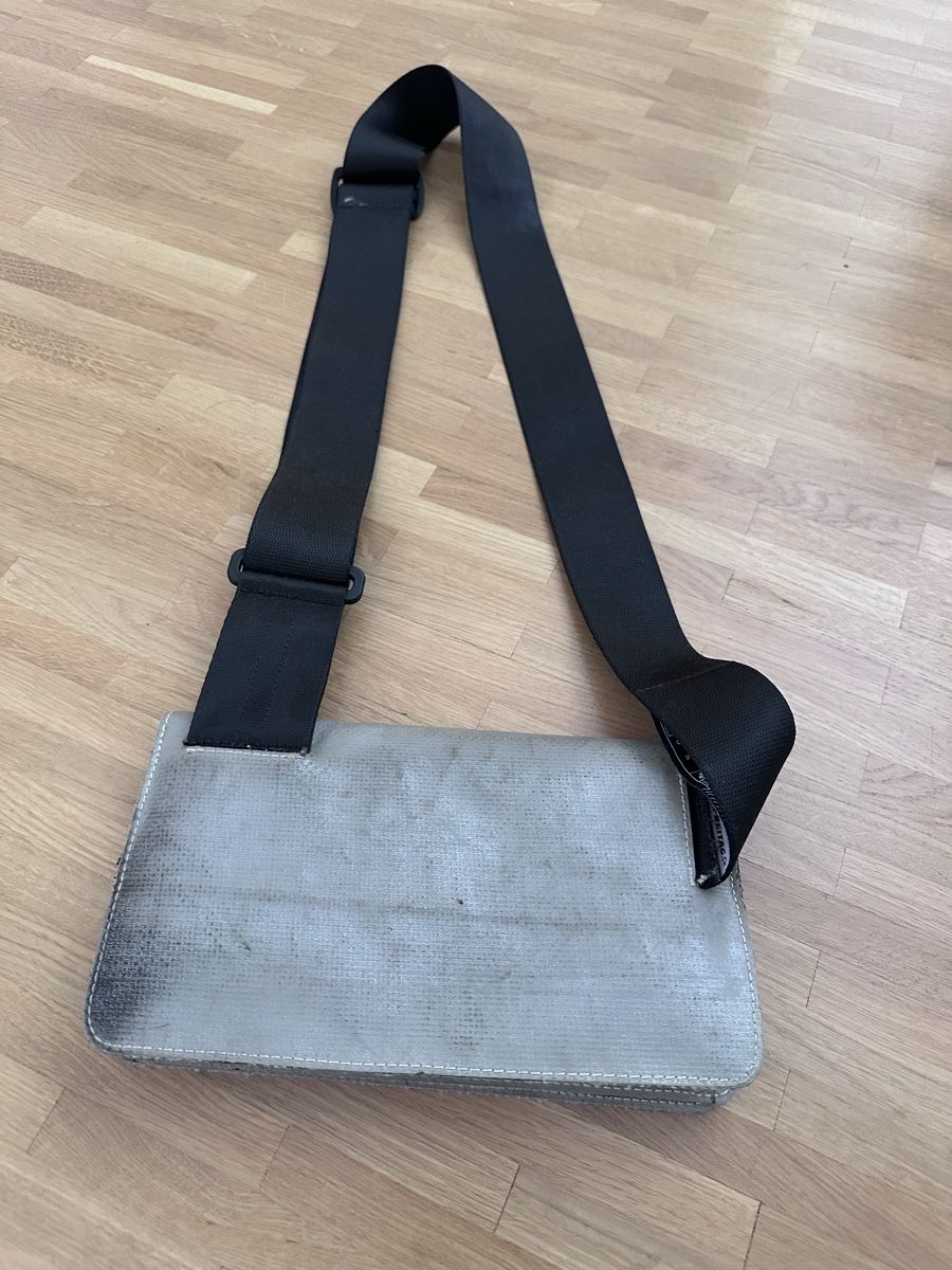 Freitag Borse: Freitag Clutch – Usato da Winterthur venduto da mar_zsm5 2