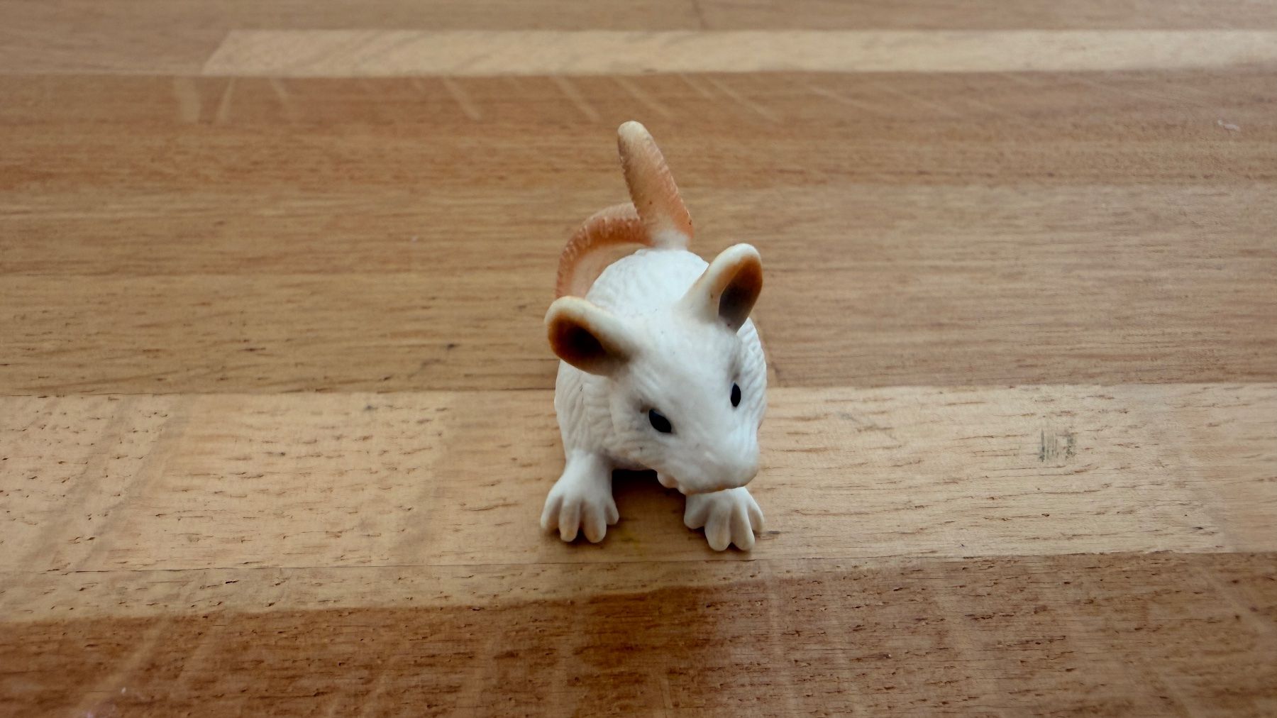 Schleich Spielzeuge: SCHLEICH - Maus 14406 – Gebraucht aus Winterthur von Secondhand-Family 1
