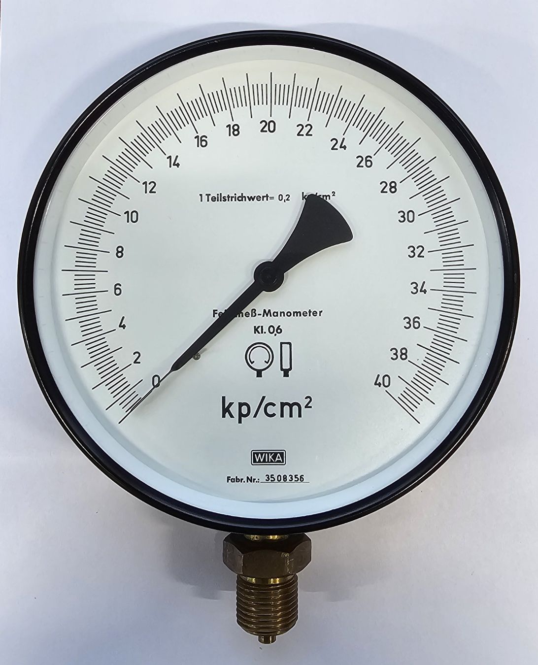 Mesurer: Feinmessmanometer 0 bis 40 kp/cm2 – D'occasion à Illnau par Oberillnau