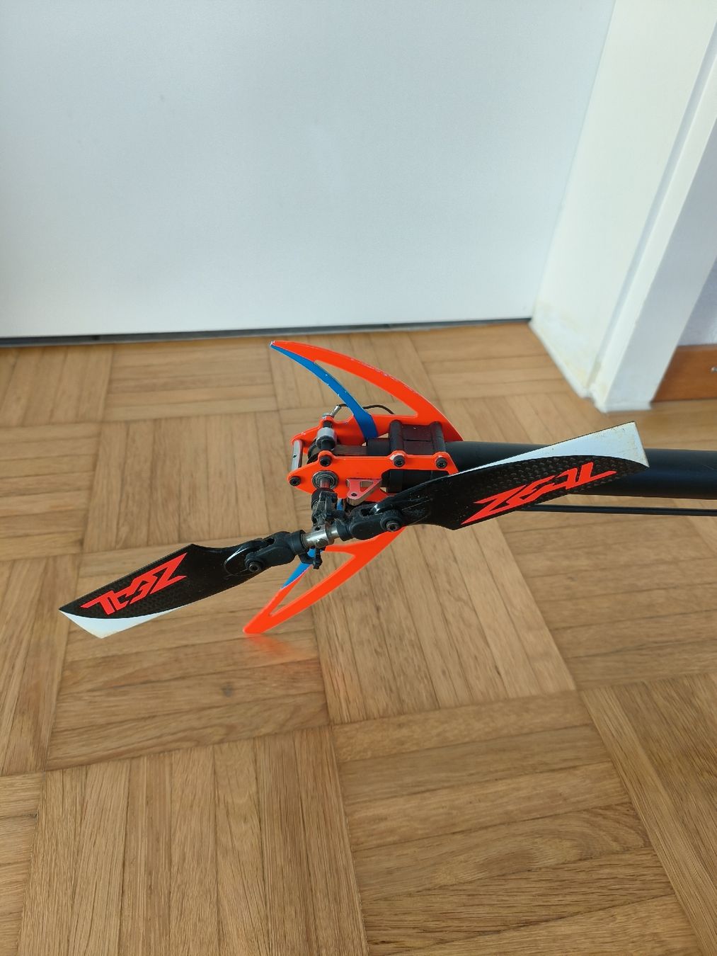 RC Helikopter Mikado Logo 600SX mit Zeal 690 Rotorblättern (Gebraucht ...