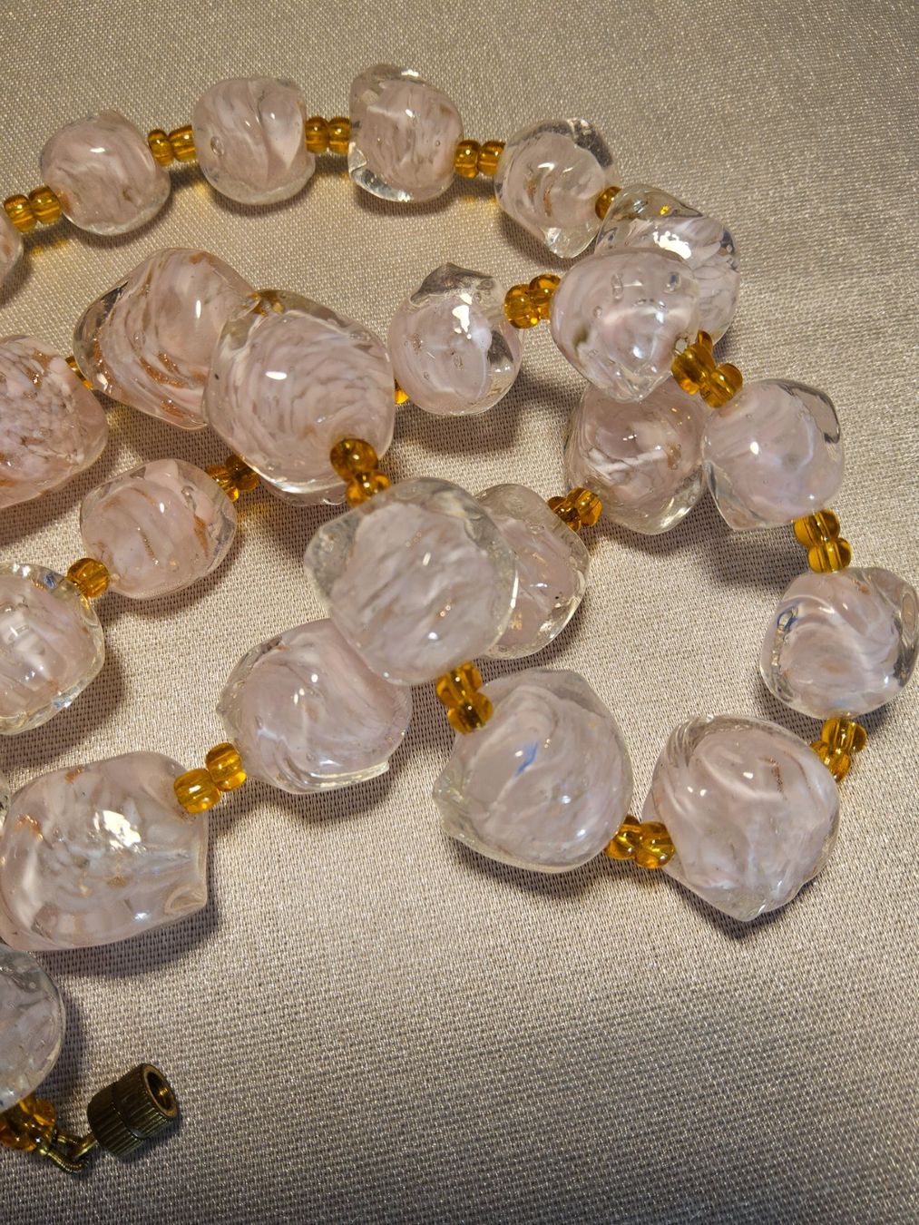 Murano Catenine: Vintage Murano Glaskette, Hellrosa/Goldig, ca 1960 – Usato da Zürich venduto da SciTec 4