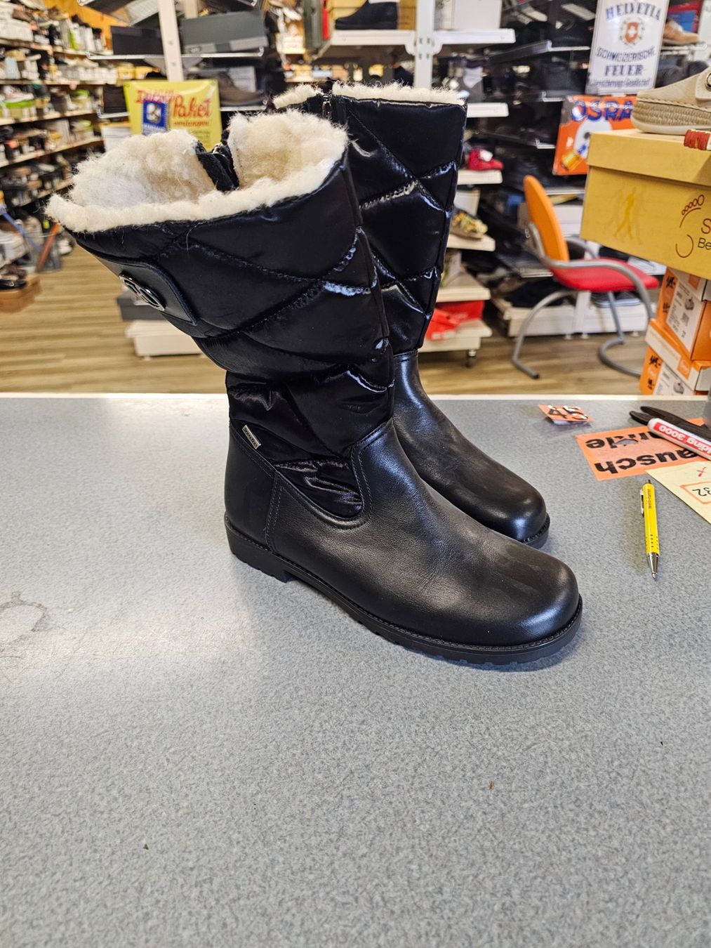 Helvesko Chaussures femmes: Helvesko – Neuf avec emballage d'origine à Möhlin par Highwaytom 1