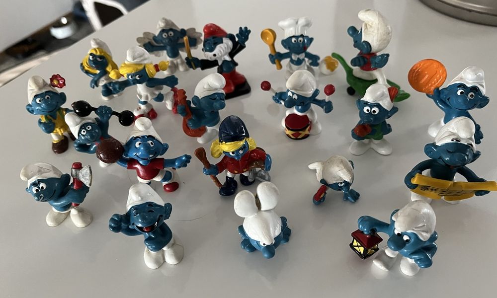 Schlümpfe Konvolut 24 Stück Bully Peyo Schleich 2