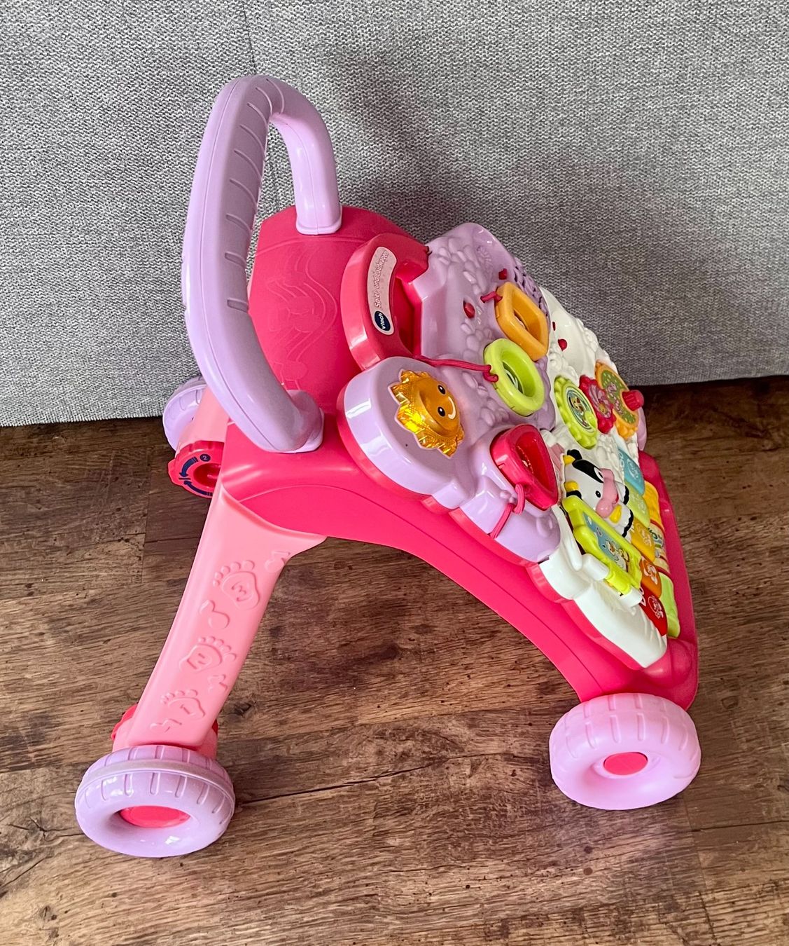 Veicoli per bambini: Vtech Sit-to-Stand Lauflernwagen, rosa, ab 6 Mt. – Usato da Madetswil venduto da Remorio 1