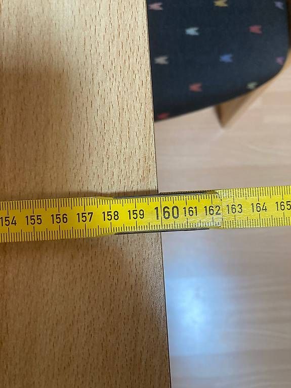 Tavoli: Holztisch mit 6 Stühlen – Usato da Savognin venduto da IsabelF03 4
