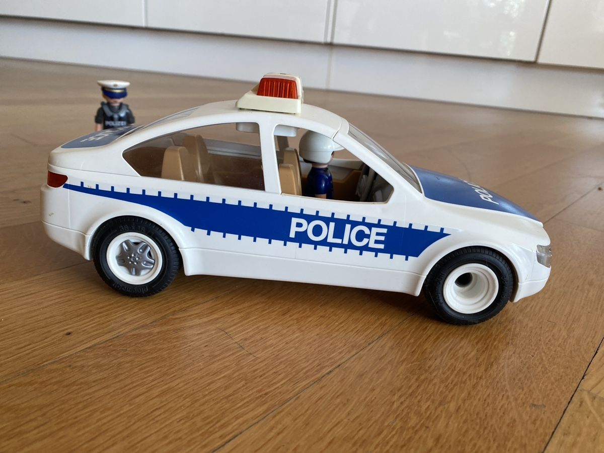 Playmobil Giocattoli: Playmobil Polizeiauto und Polizeihubschrauber – Usato da Zumikon venduto da Teuchter 7