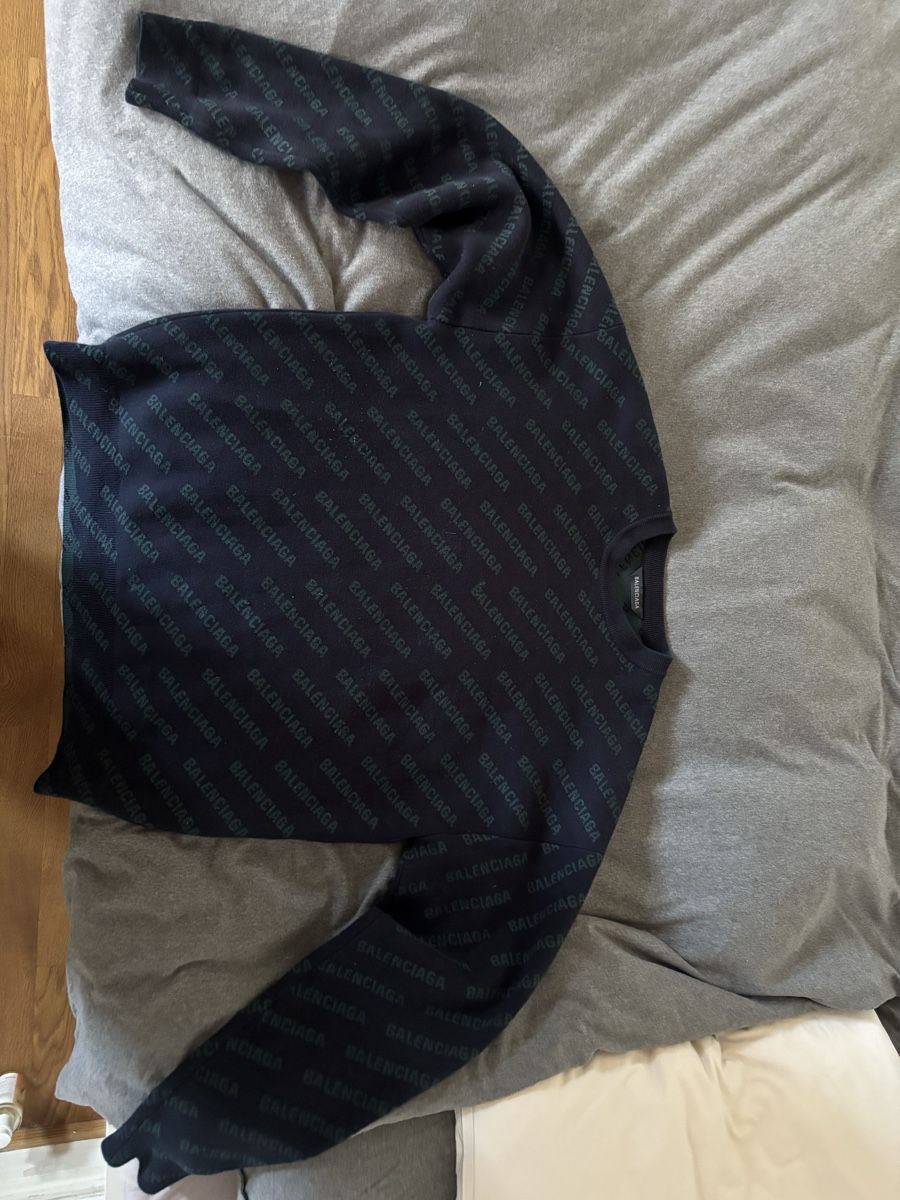 Maglioni & Felpe: Balenciaga Pullover – Usato da Basel venduto da Eliabs