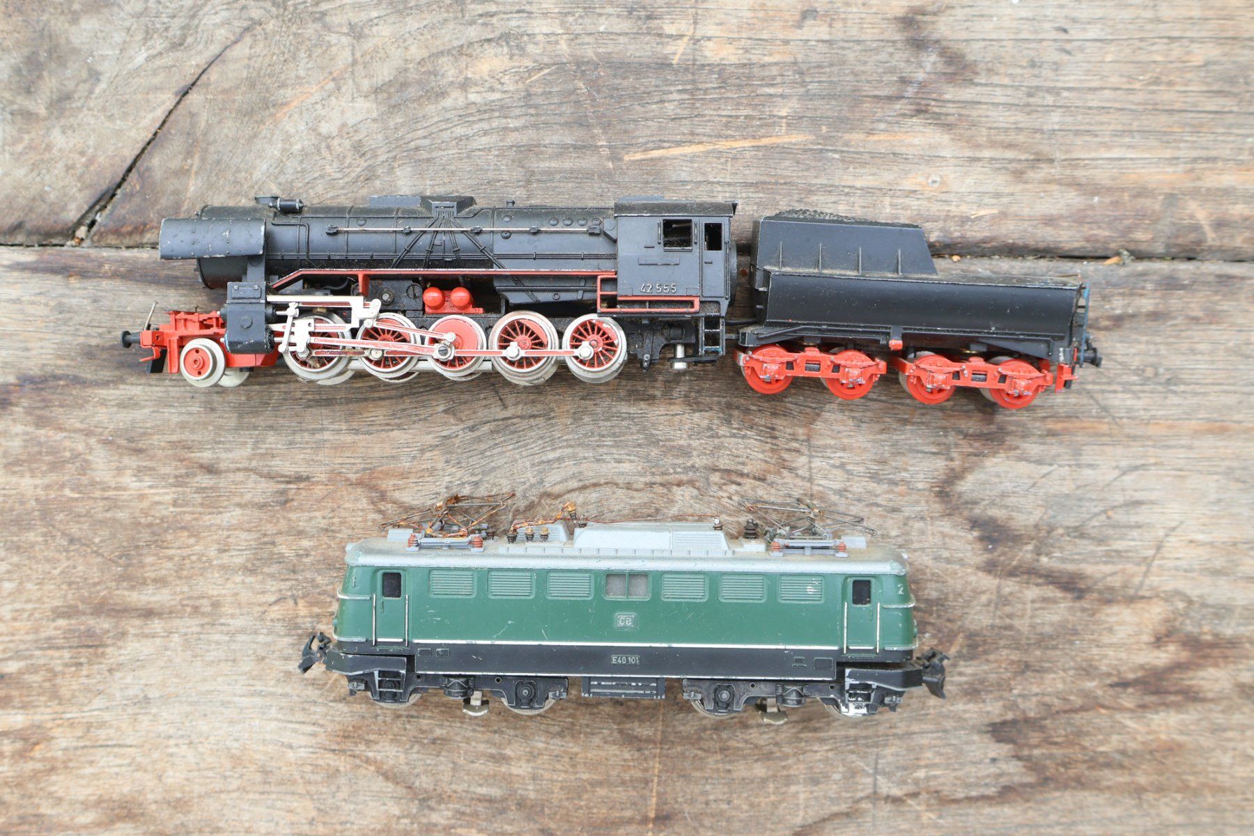 Trix Modellini di ferrovie: Trix Express grosse Dampflok BR 42 + E-Lok H0 - Metall – Usato da Winterthur venduto da Monstera 6
