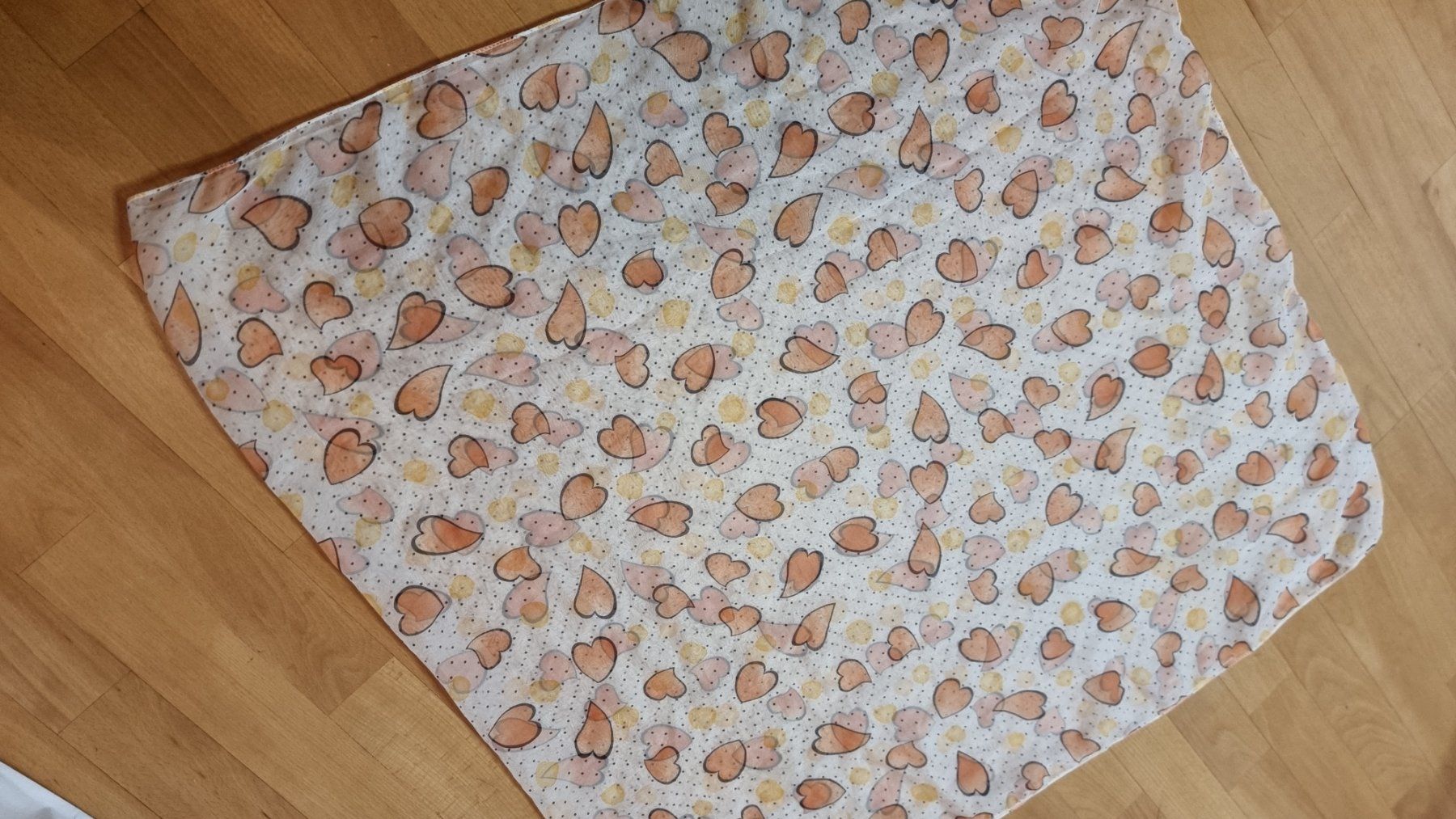 Foulards, Tücher & Schals: 🌺Rundschal mit Herzen🌺 – Gebraucht aus Wald ZH von CapLux 2
