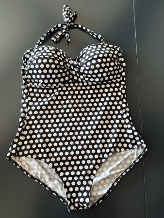 Badeanzug Esprit Punkte schwarz weiss Grösse M neu