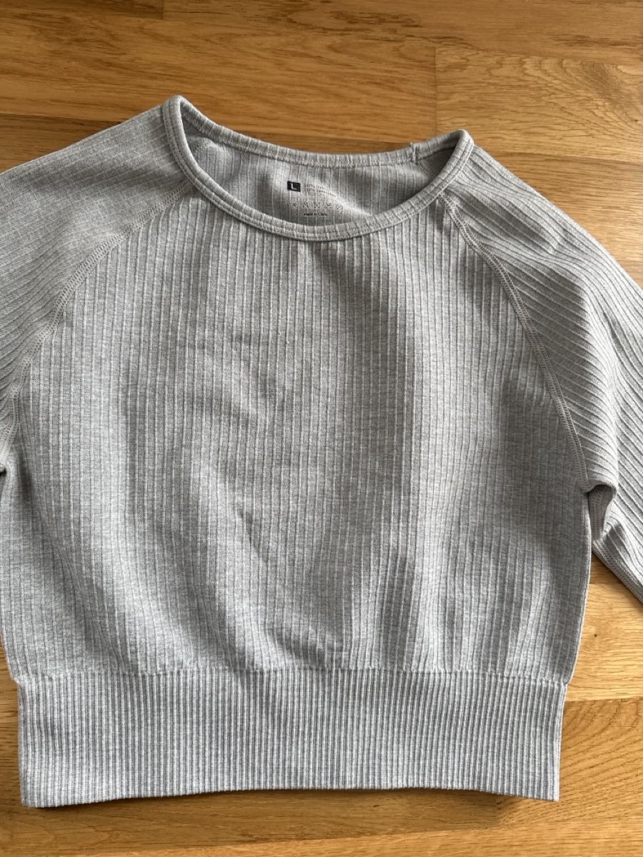 Lots de vêtements: Sportset – Neuf (Voir description) à Kriens par g_b_mk7j 1