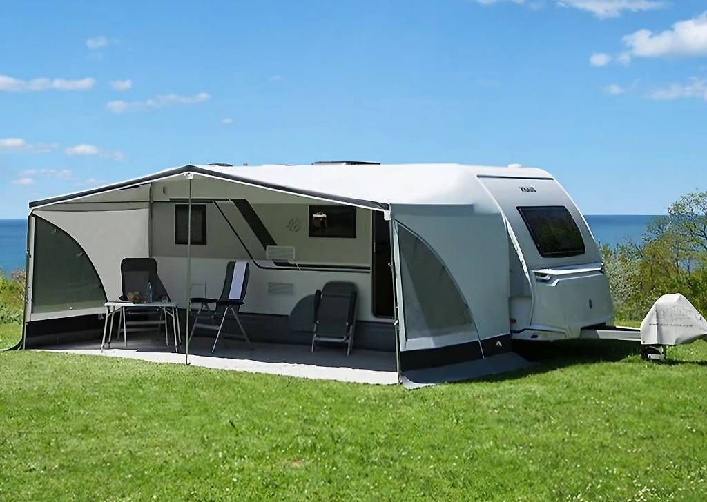 Verande & Tende da sole: Wohnwagen DWT Winner Vorzelt Grösse 16 – Usato da Bonstetten venduto da nic_kys5 2