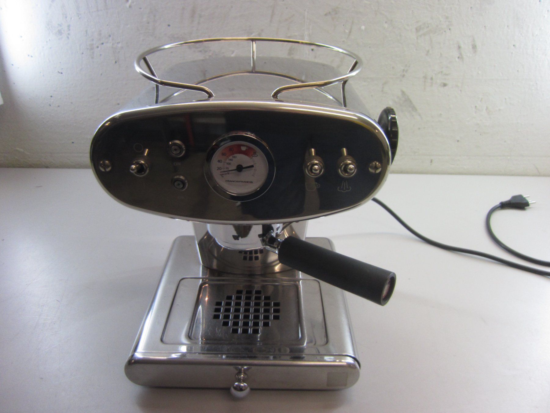 FrancisFrancis! Machines à café & Machines à expresso: Francis Francis X1 defekt – Défectueux à Kilchberg ZH par Cuculus1