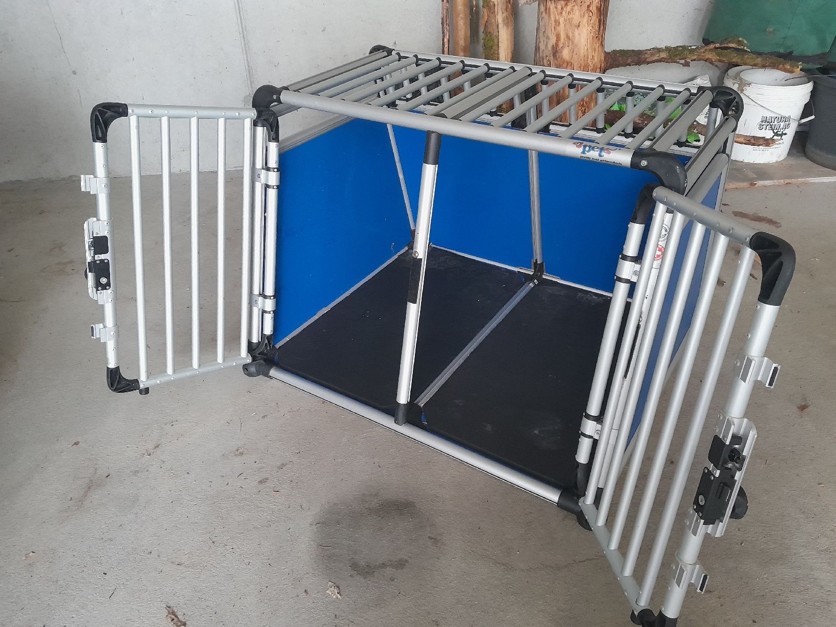 4pets Gabbie, trasporto & Sicurezza: Alu Hundebox Transportbox – Usato da St.Silvester venduto da san_rg9h 4