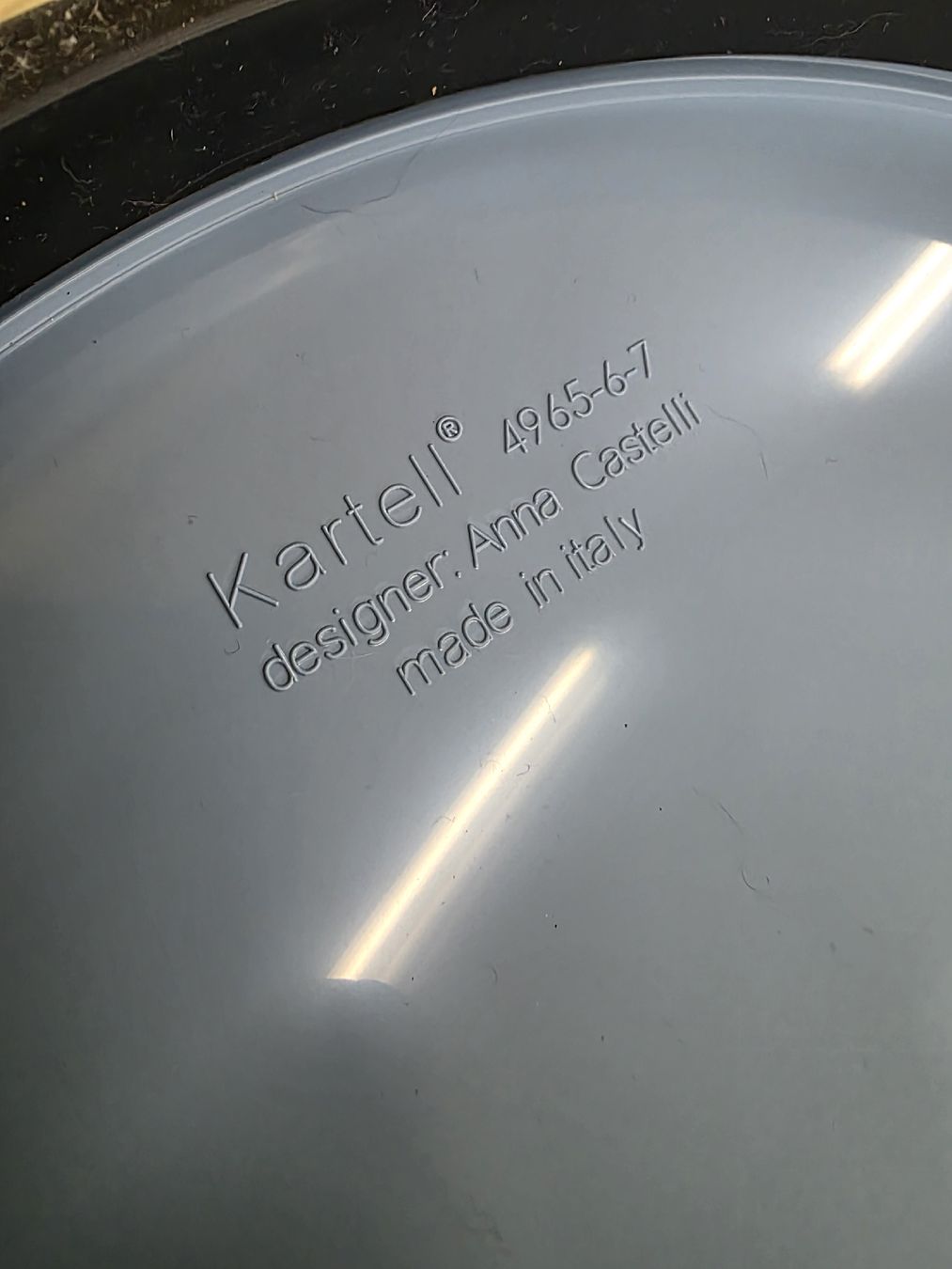 Kartell Comodini: Designer Beistelltisch Kartell Componibili hellblau – Usato da Lichtensteig venduto da UsedIN 5
