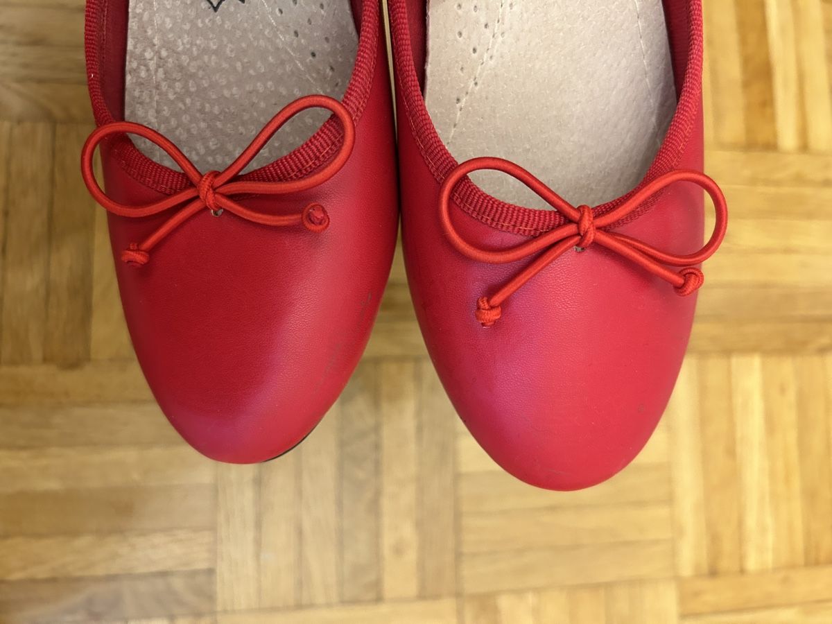 Scarpe da donna: Leather ballerina-size 36 – Usato da Genève venduto da Shaaalll 1