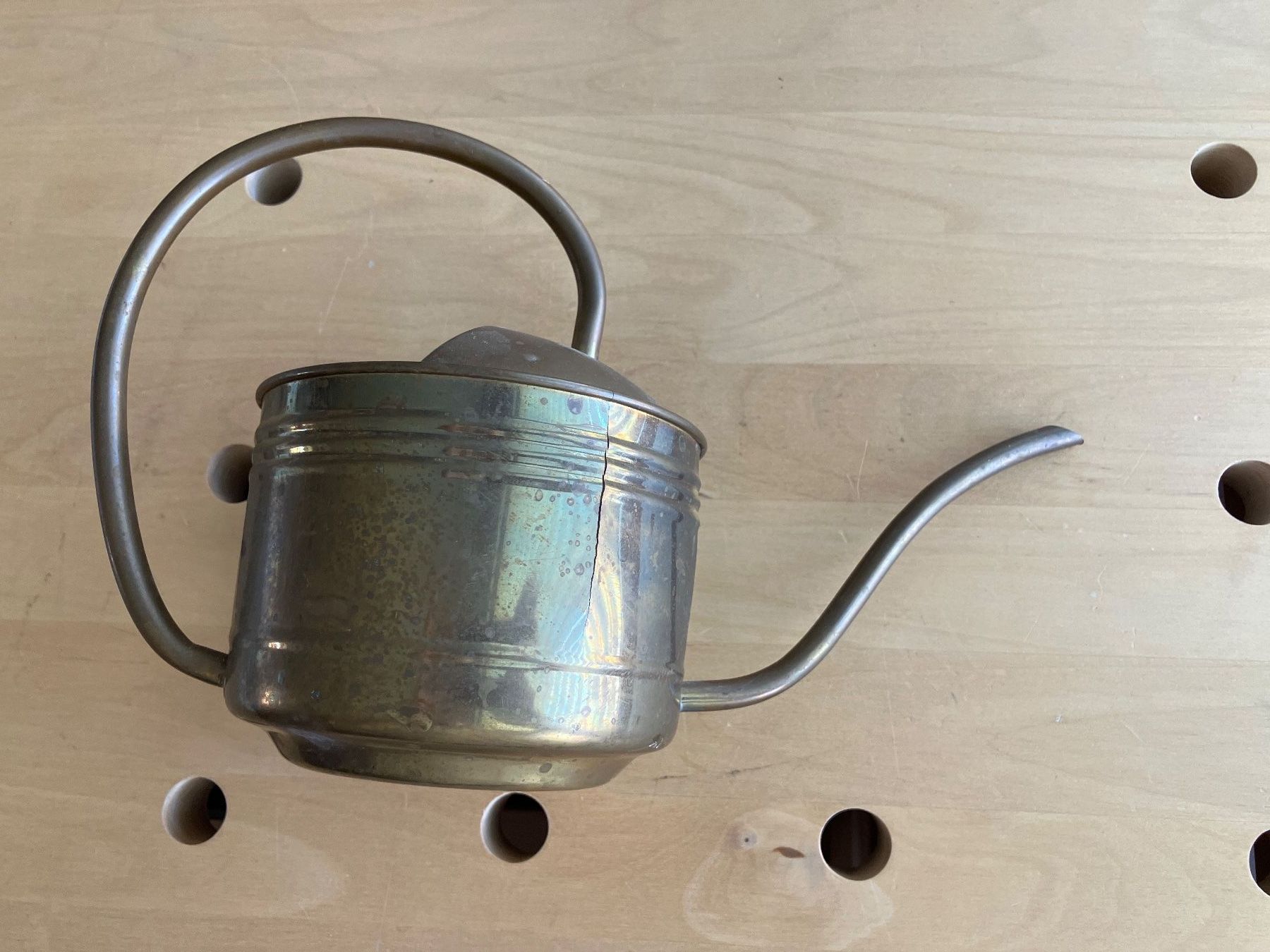 Bewässern & Giessen: Giesskanne Messing Vintage Design – Defekt aus Unterägeri von Bettsofa123 1