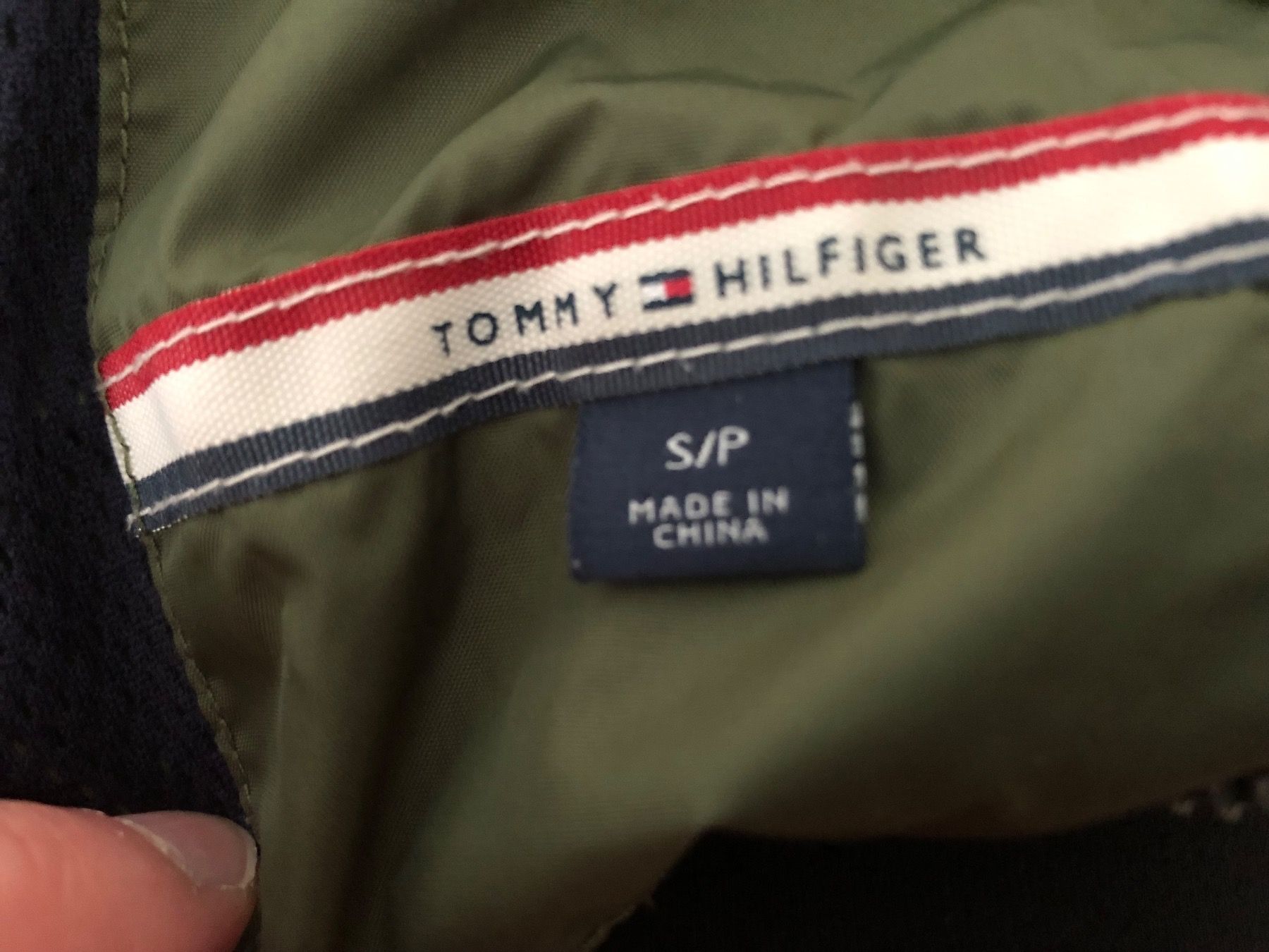 Tommy Hilfiger Jacken: Jacke - Tommy Hilfiger - Grösse S – Gebraucht aus Oberuzwil von jabano 1