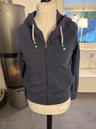 EDC Kapuzenpullover Gr. M blau mit Sternen, guter Zustand