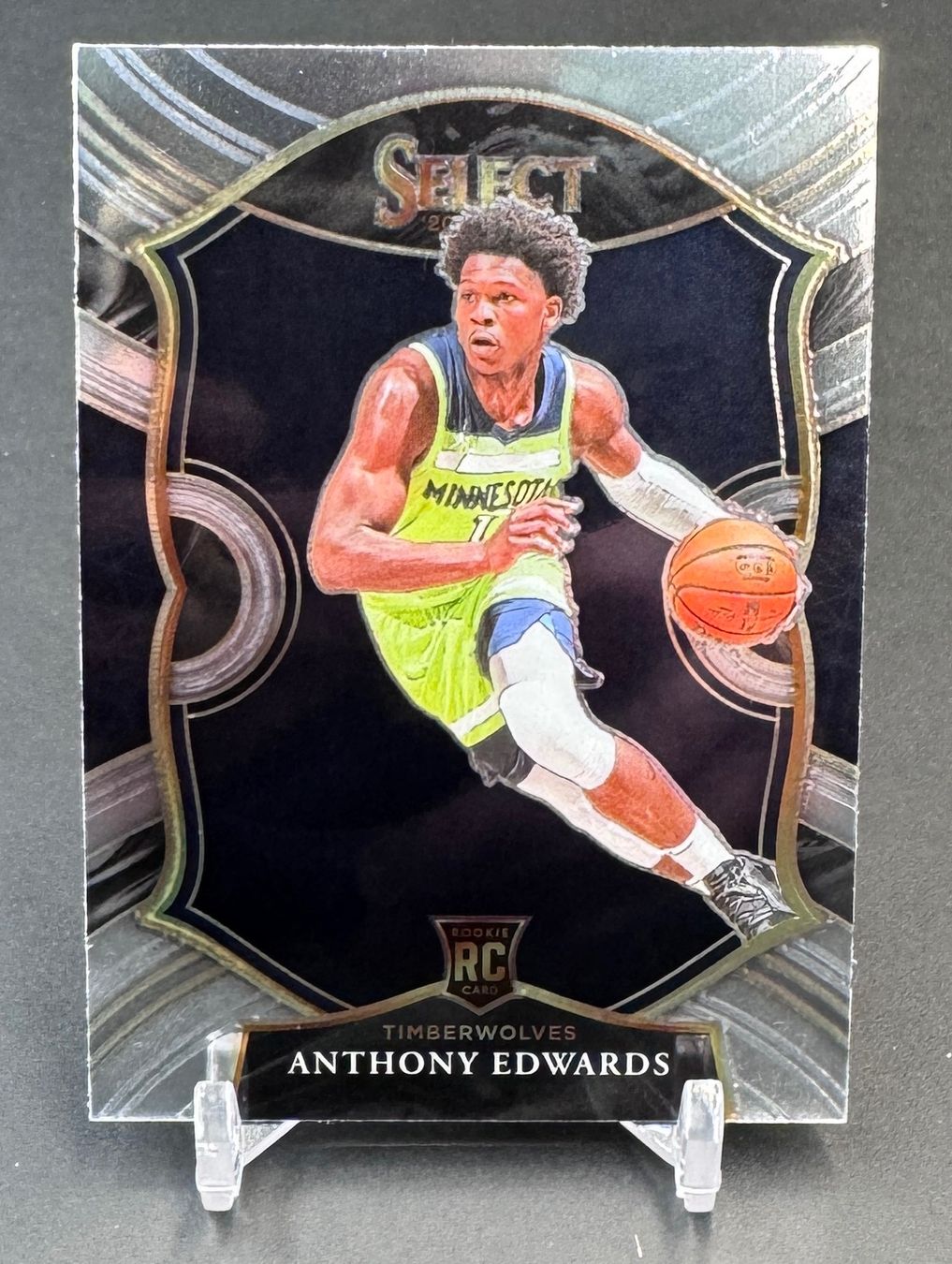 Topps Carte collezionabili: Anthony Edwards 20-21 Panini Select Concourse #61 NBA Rookie – Usato da Jegenstorf venduto da plataOplomo