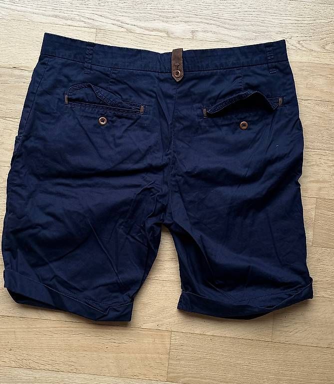 Pantalons: Kurze Hose Zara Man – D'occasion à Zürich par Annouc 1