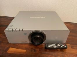 Profi Beamer 6000 Ansi - WM Schnäppchen